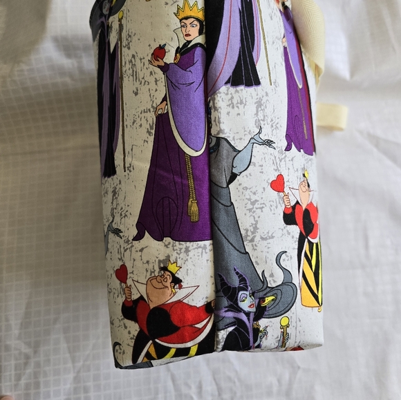 Disney basket bag ( book bag / Halloween candy bag / toy bag ) - Picture 2 of 3